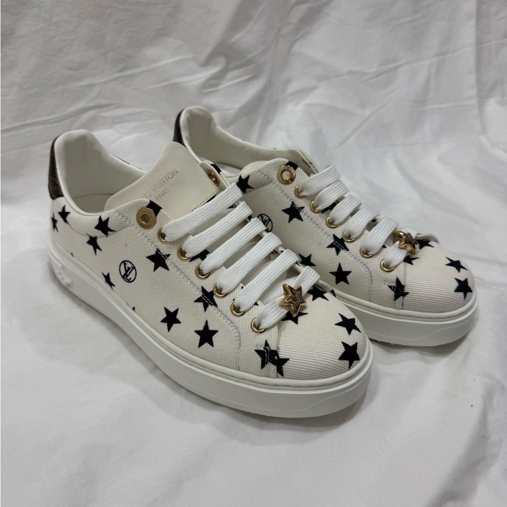 Louis Vuitton Time Out Sneaker - Picture 2 of 14
